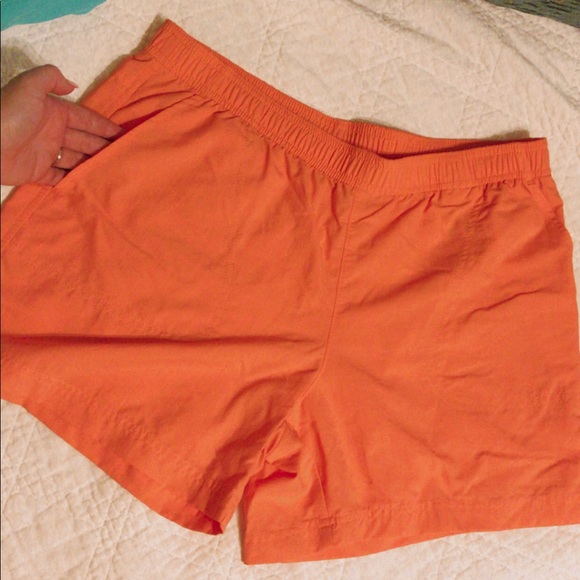 Columbia shorts (4 pair) LIKE NEW - Picture 3 of 4
